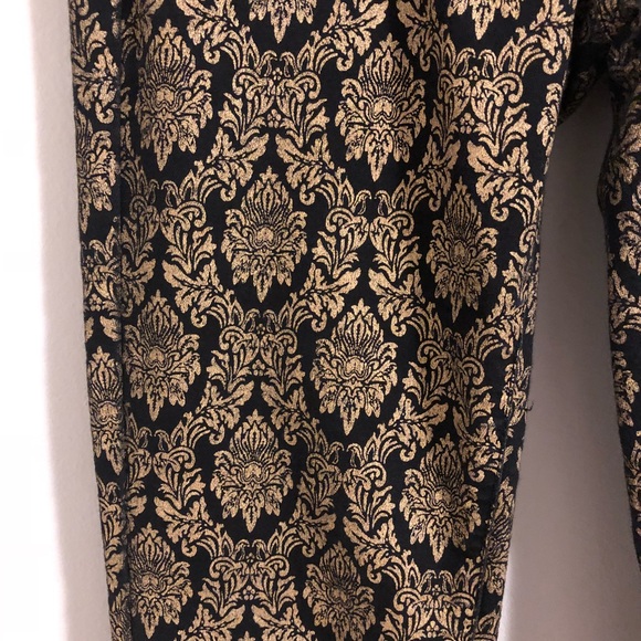 XXI Premium Denim black+gold jacquard skinny jeans - Picture 4 of 10